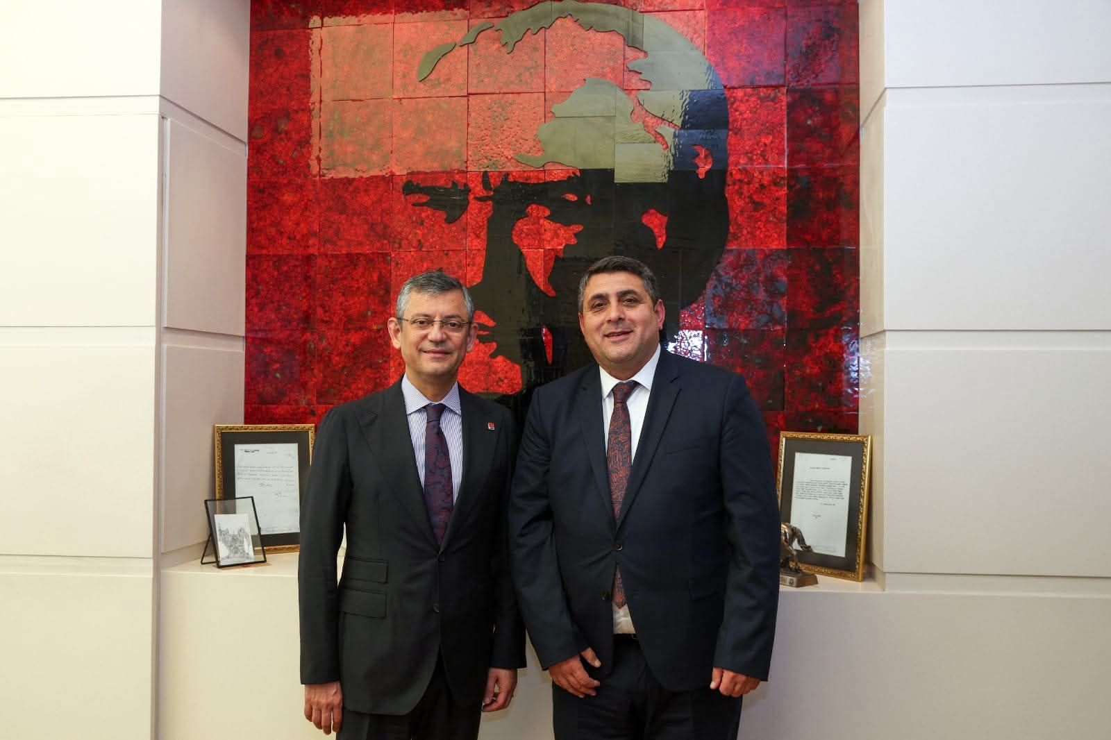 Izmirde Bir Ilceden Daha Ozele Destek Sadece Kurultay Delegeleri Belirler