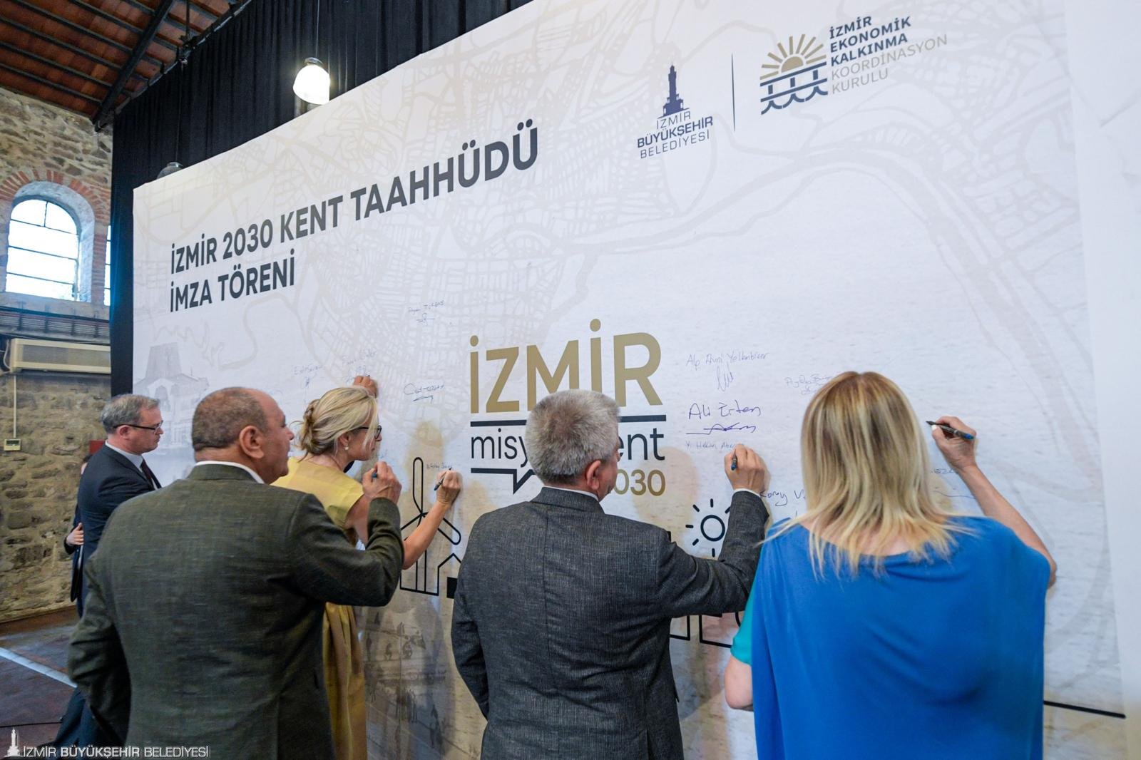 Izmirde Tarihi Imza Hedef 2030 Yili (3)