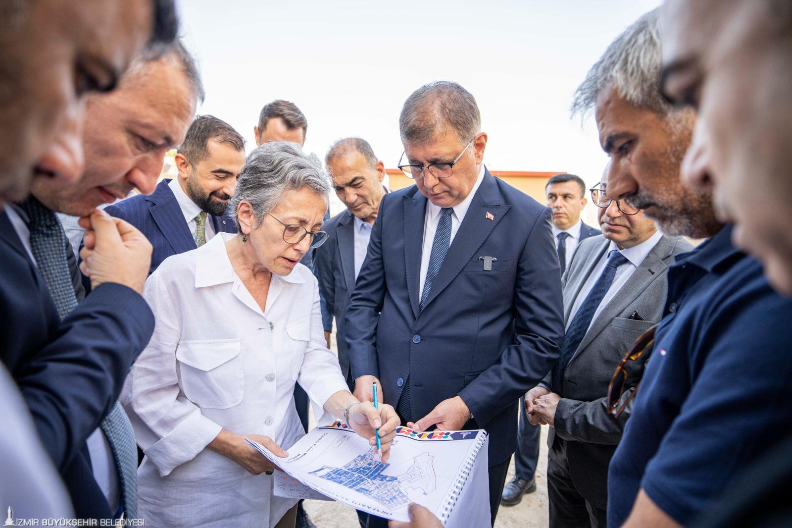 Izmirde Yuzde 100 Uzlasiyla Kentsel Donusum Ornekkoy Projesi Yukseliyor