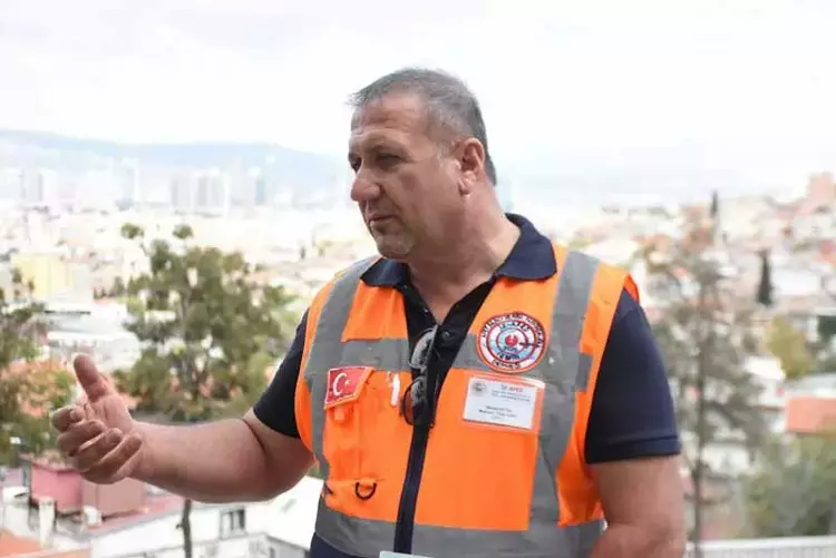 Izmirin Dort Bir Yani Yangin Yeri Kabustan Kurtulmanin Yollari Neler