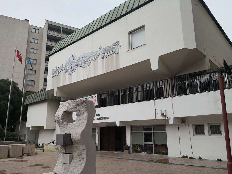 Kultur Ve Sanatin Kalbinde Izmirin Tarihi Muzelerinde Yolculuk-1