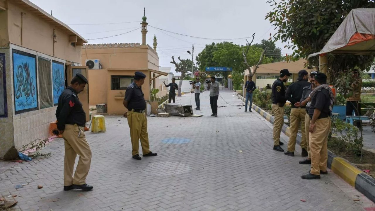pakistan-deprem-kacis
