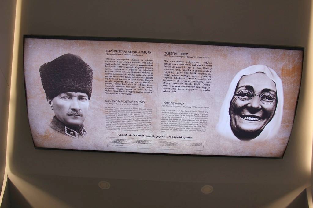 cumhuriyetin-kalbi-izmirde-bulunuyor-her-yastan-ziyaretciye-ilham-veriyor-1