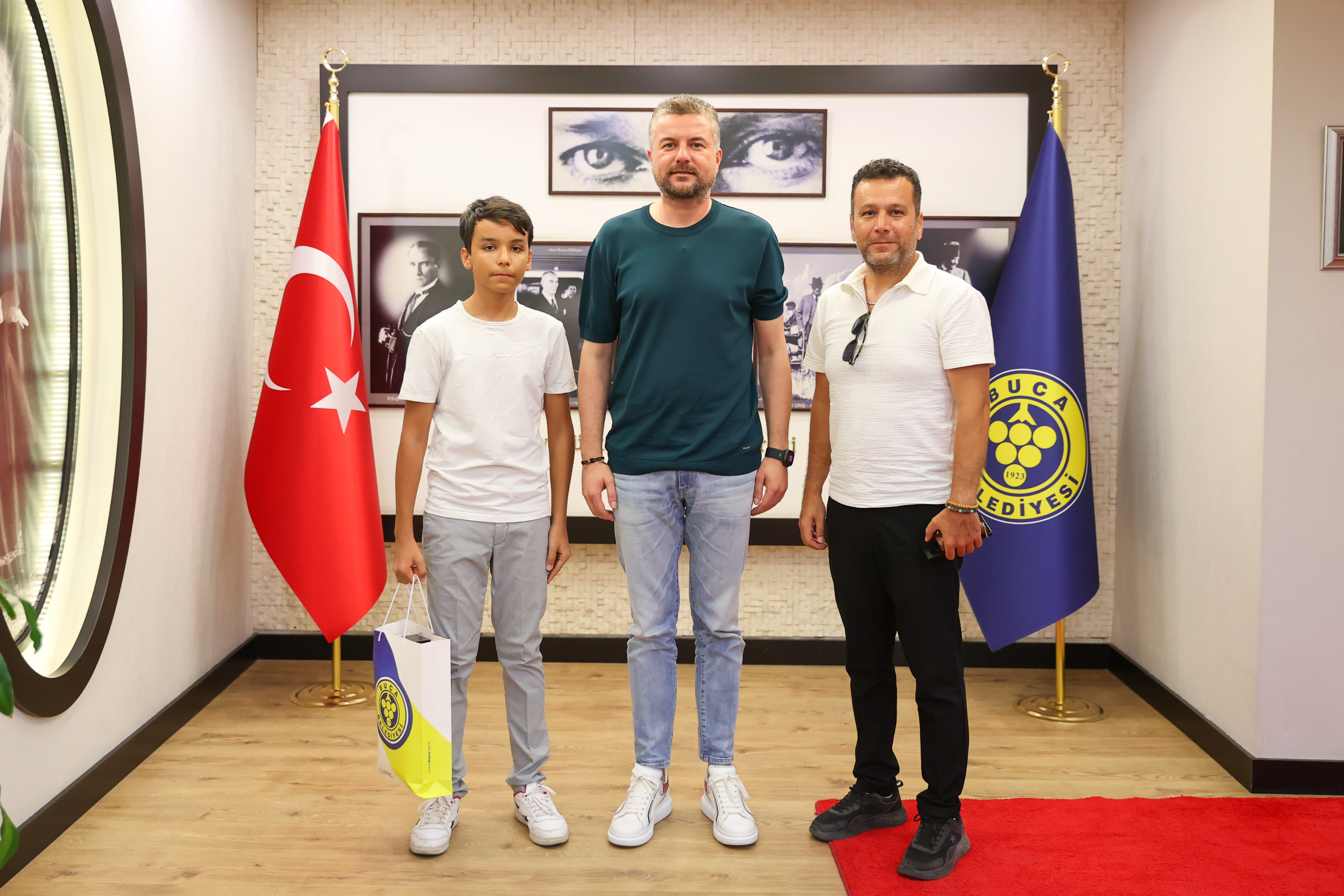 Buca Belediyesi Dijital Dershanesi Meyve Vermeye Basladi
