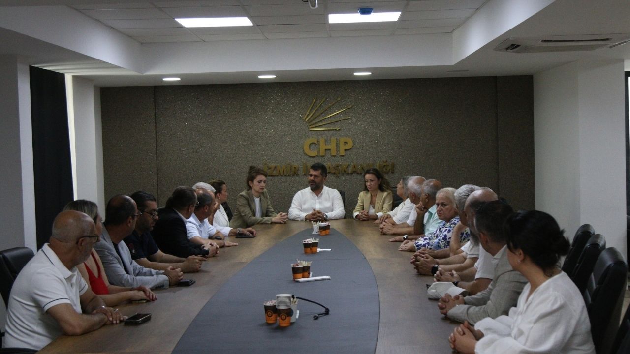 chp-manisadan-izmire-destek-ziyareti-3