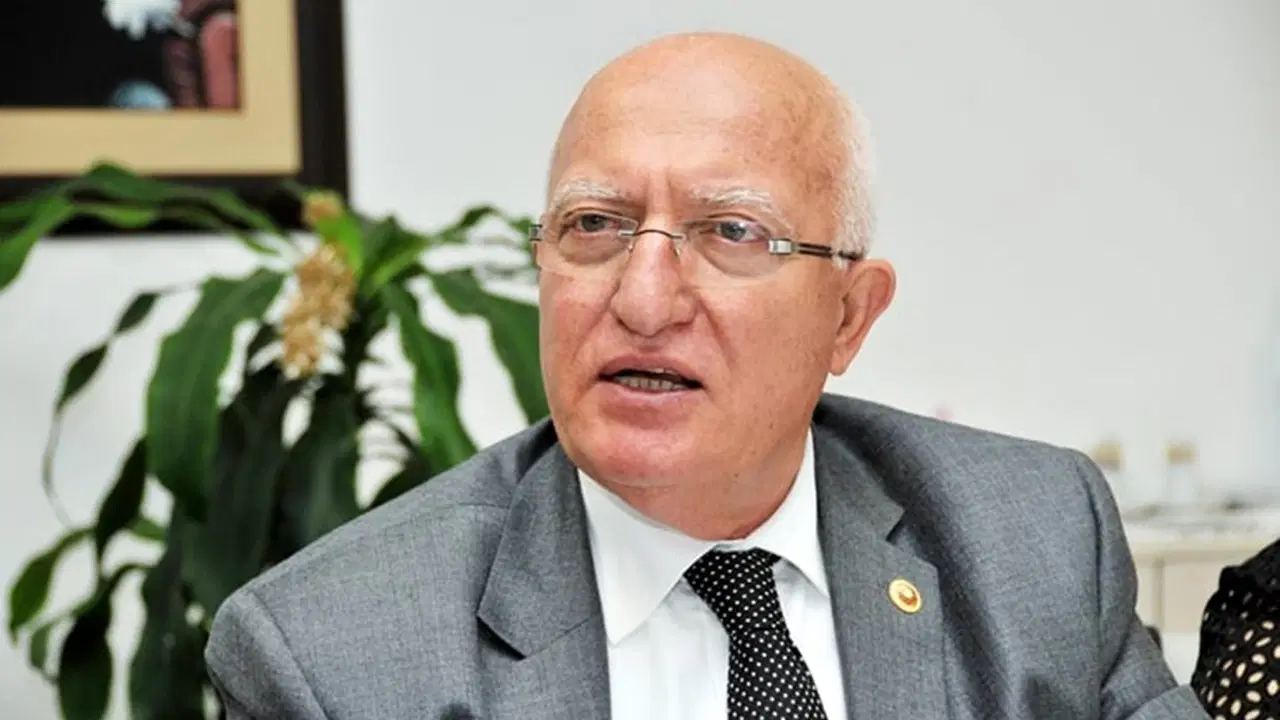 Chpnin Aci Gunu Eski Vekil Hayatini Kaybetti