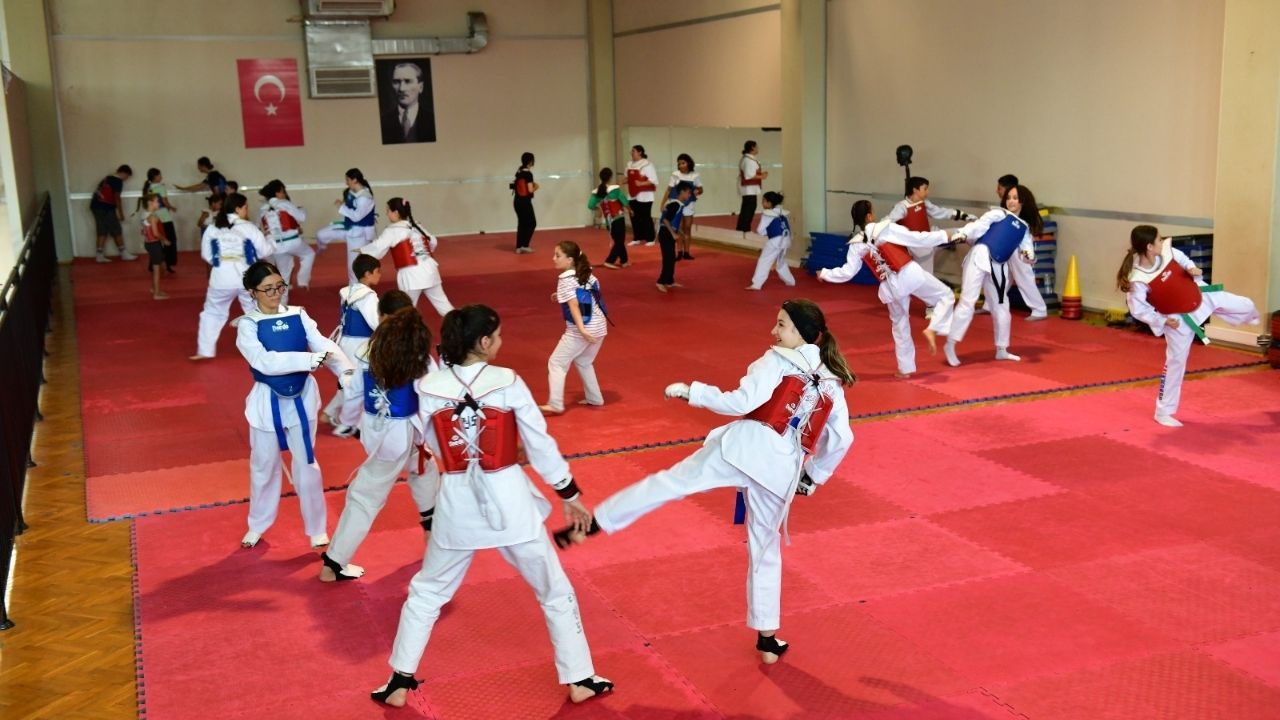 ciglide-7den-70e-binlerce-kursiyerle-yaz-boyu-spor-coskusu-1