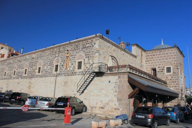 Izmirin Turistik Cennetinde Denize Nazir Osmanli Mirasi Atmosferi Buyuluyor