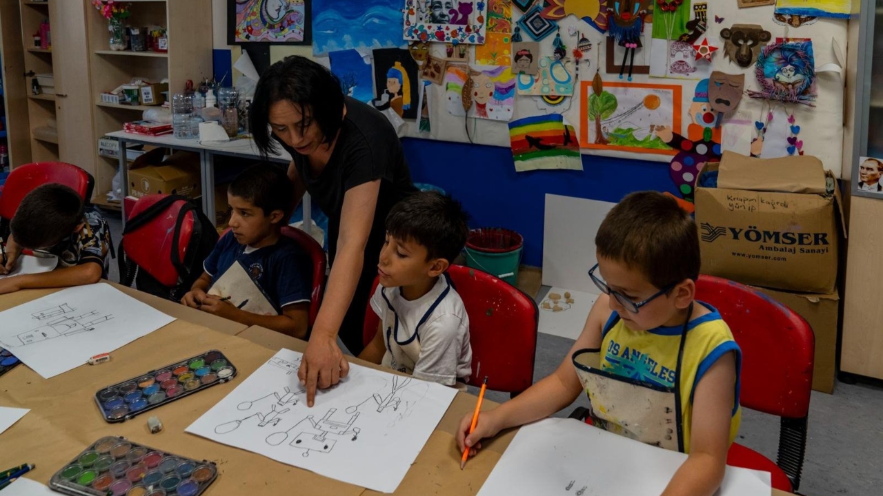 İzmir’de ücretsiz yaz atölyeleri çocukları bekliyor