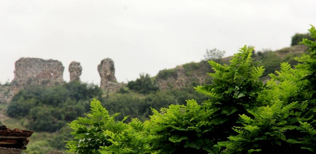 gizemli-nif-kalesi-bizanstan-greko-perse-uzanan-izler