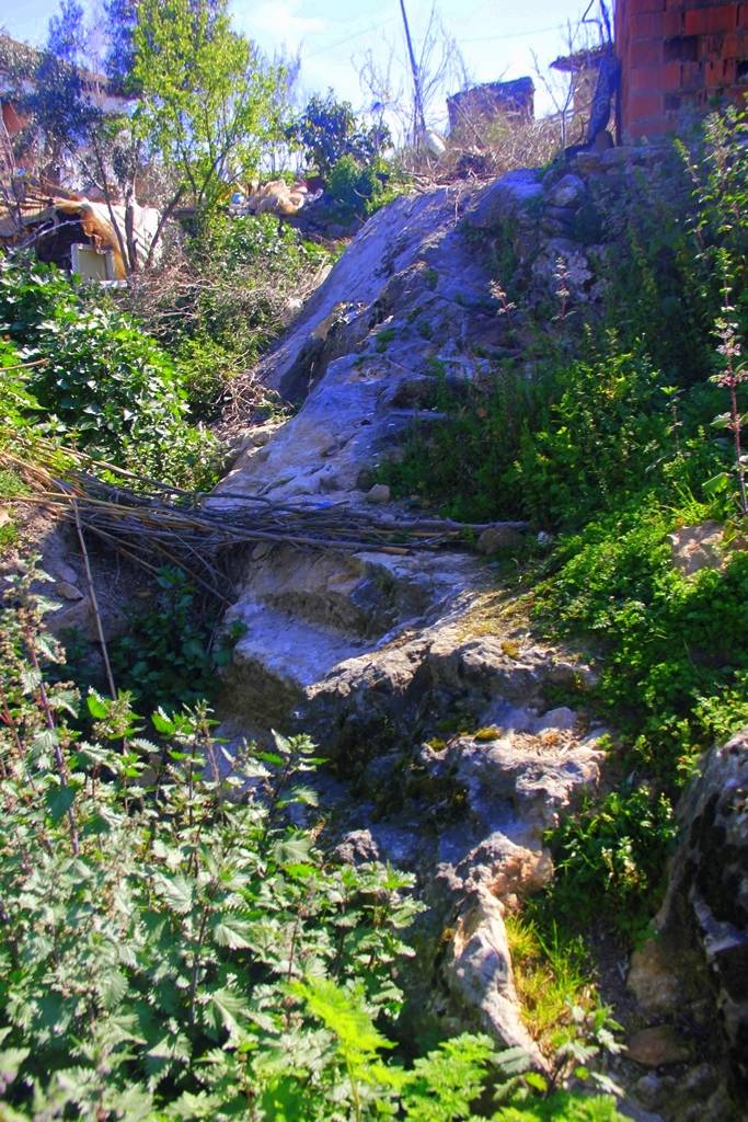 izmirin-sakli-roma-ve-bizans-hazinesi-gun-yuzune-cikiyor-korunan-nadir-yapilar-arasinda