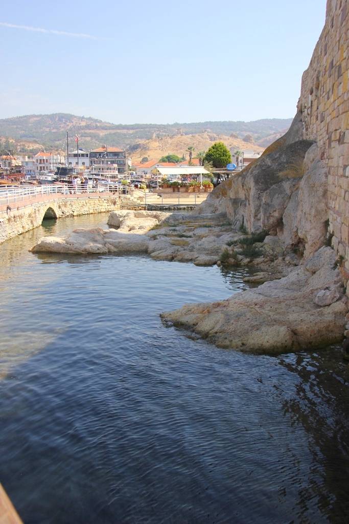 phokaiada-binlerce-yillik-sirlar-kybele-ve-athenanin-kutsal-nisleri-gun-yuzune-cikiyor