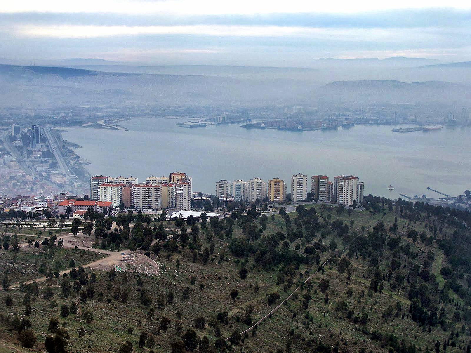 izmir-korfezi-manzarali-gozetleme-noktalarinin-gunumuzdeki-antik-izleri