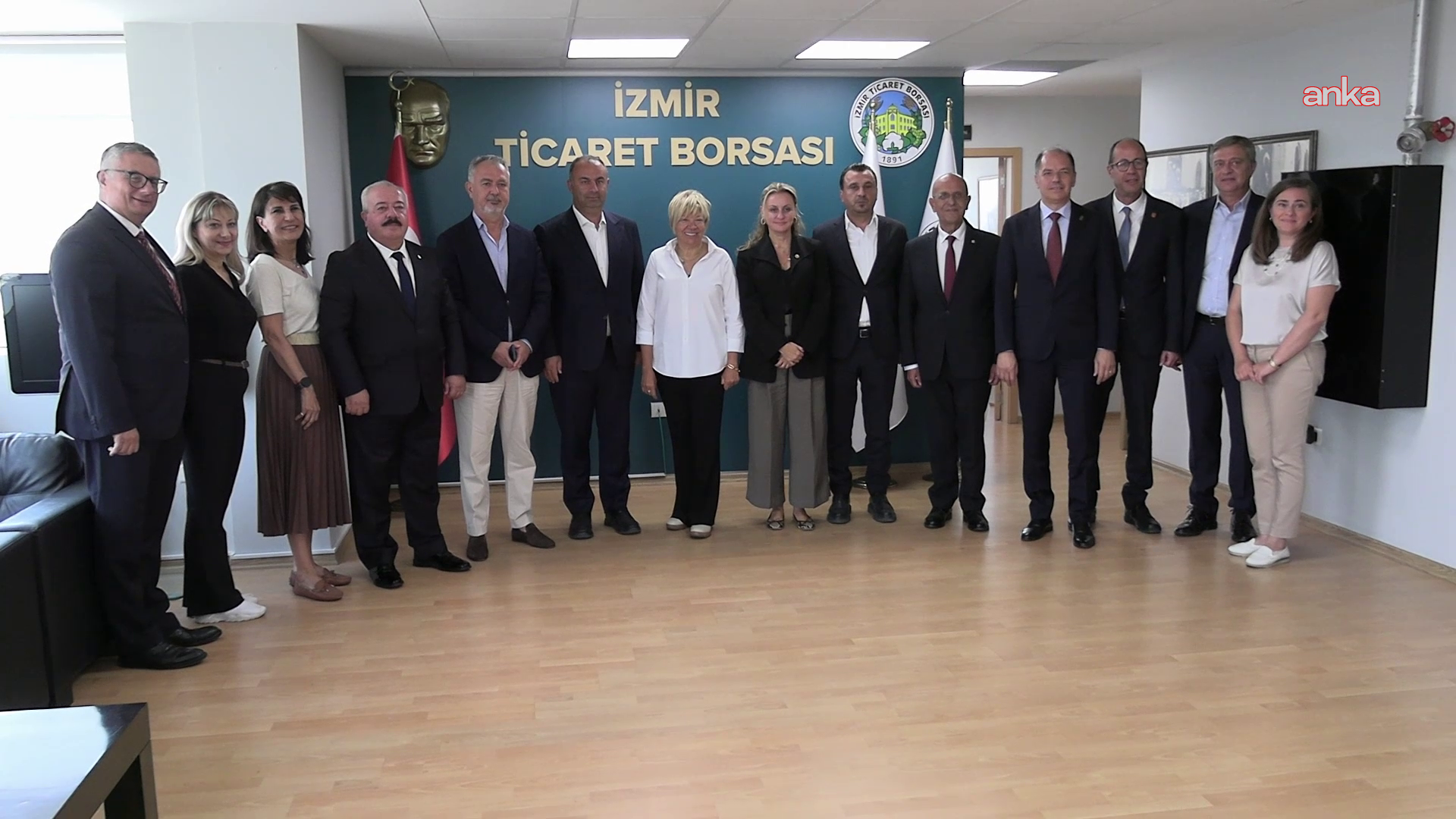 chp-heyetinden-izmir-is-dunyasina-ziyaret-musterek-sikayetleri-aliyoruz-1