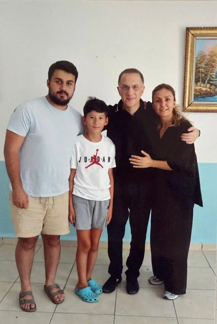 murat-caliktan-cezaevinde-fotograf-paylasti-hayir-dualari-ayakta-tutuyor-beni