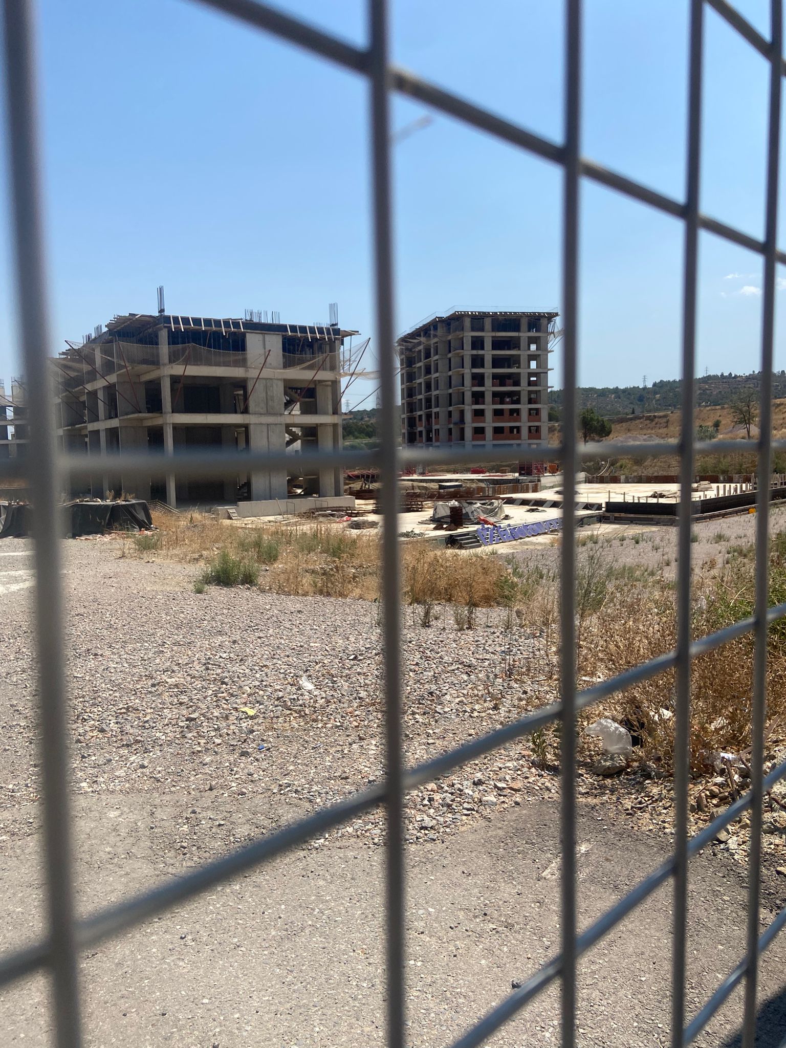 uzunderedeki-krizin-perde-arkasi-belli-oldu-tugay-95-bin-tl-taksitle-bir-ev-alabilir-mi