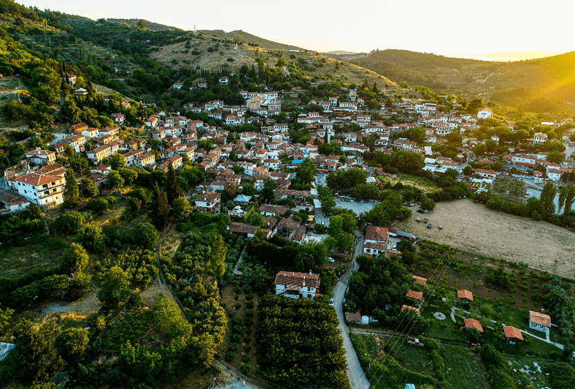 izmirde-kis-aylarinda-gezilecek-7-buyuleyici-yer