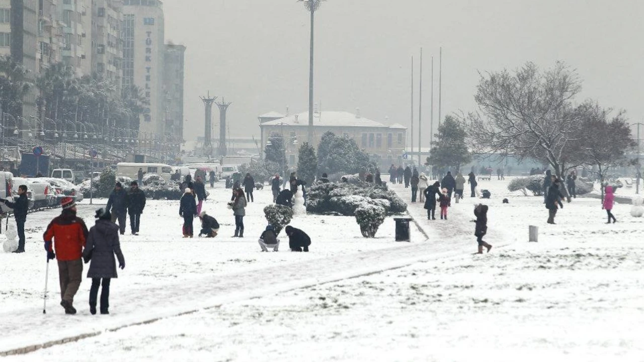 izmirde-kis-aylarinda-gezilecek-7-buyuleyici-yer