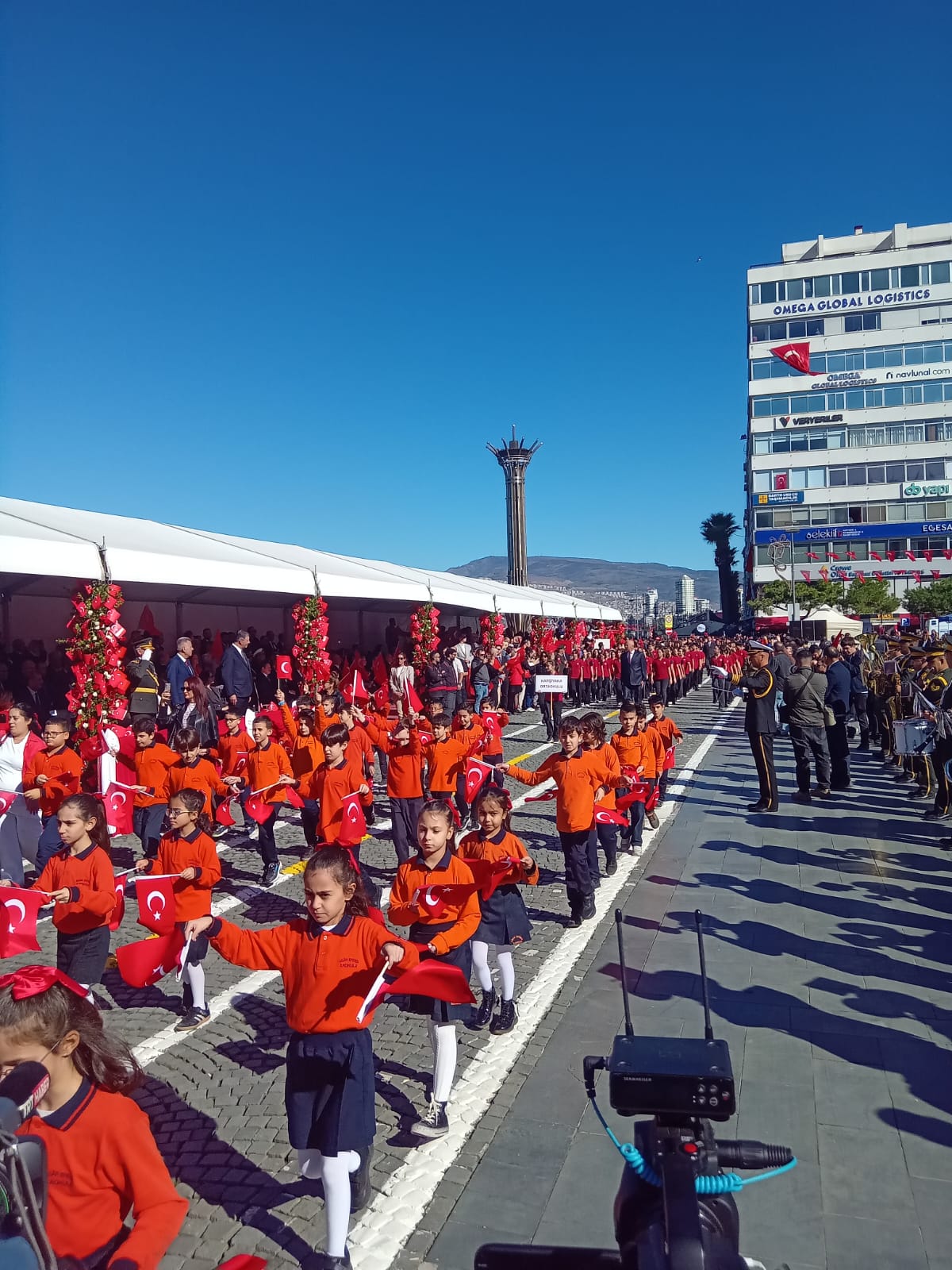 08C4151A A19C 4C0F 8Adb 88003D477967