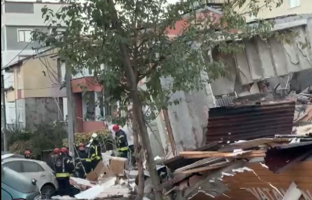 gebzede-6-katli-bina-coktu-cok-sayida-ekip-gonderildi