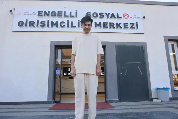 3 Yildir Dus Almiyor Evden Cikmiyordu Baristan Sevindiren Haber