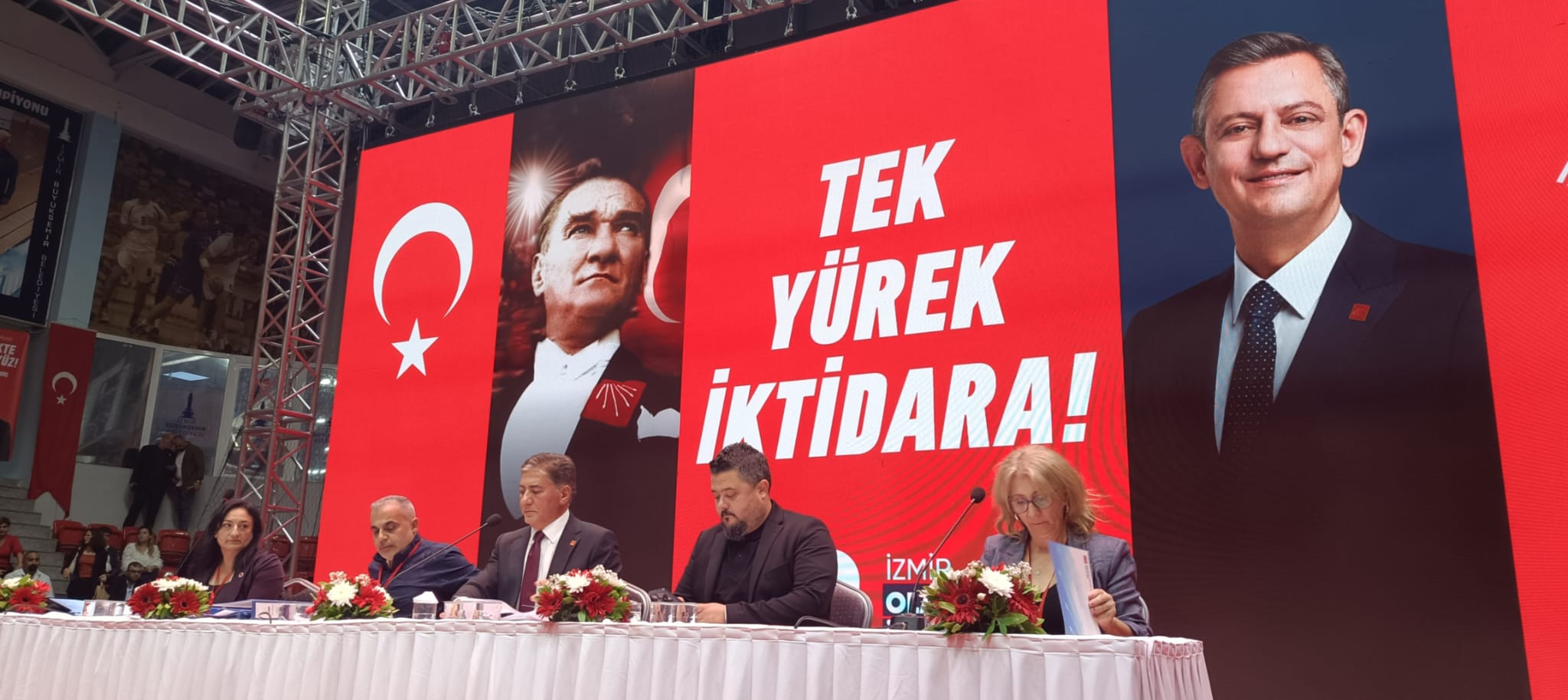 5564997F 2111 44Eb 8323 89D7242Ed8D0