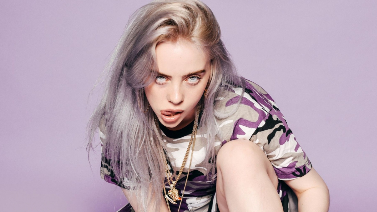 Billie Eilish'e Konserde Büyük Şok Hayranının Saldırısına Uğradı