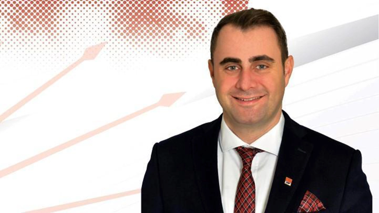 chp-genel-merkezinden-flas-kongre-karari-il-baskan-adayini-degistirdi