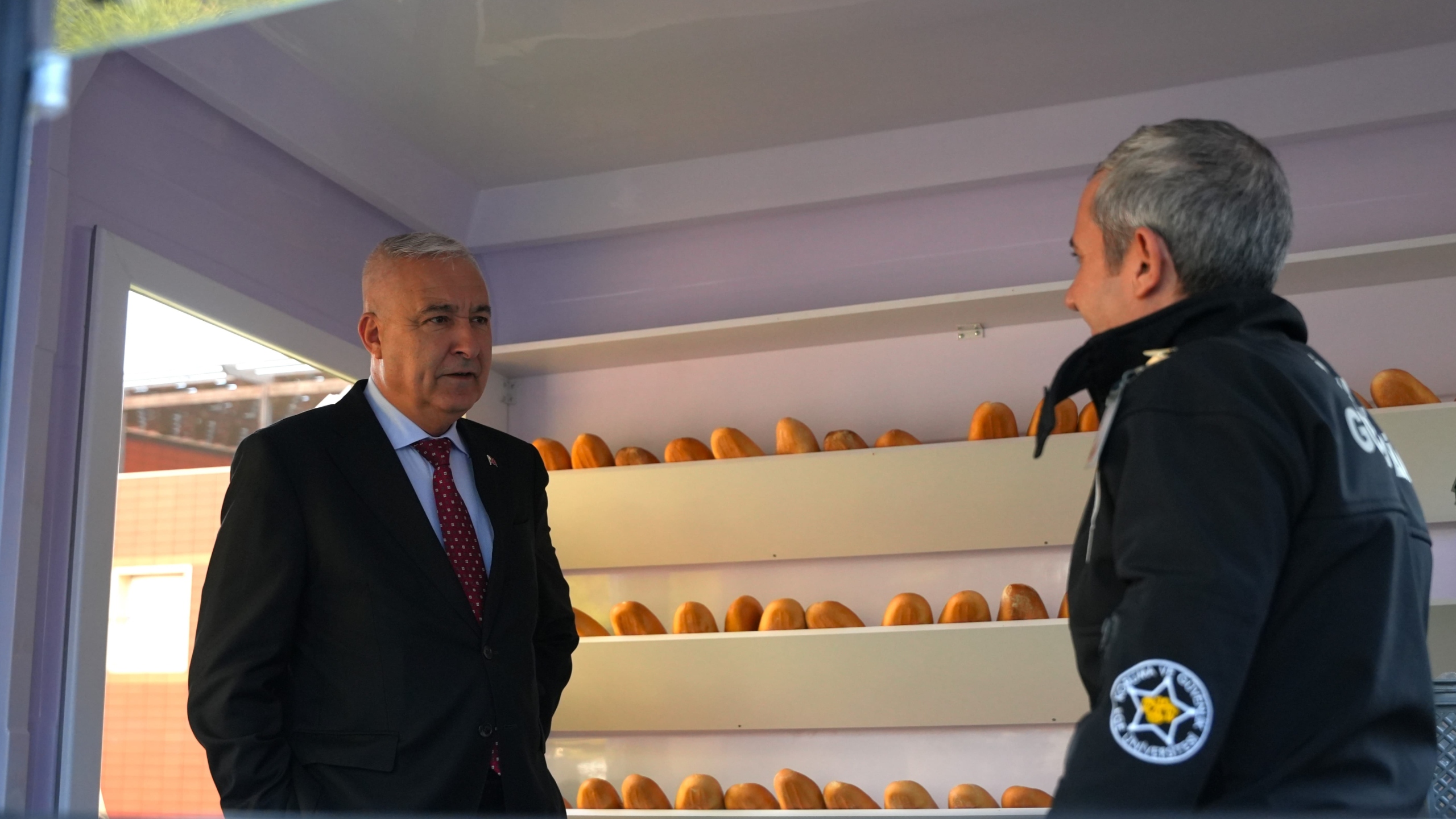 Kemalpaşa’da Halk Ekmek Büyük Ilgi Görüyor 2