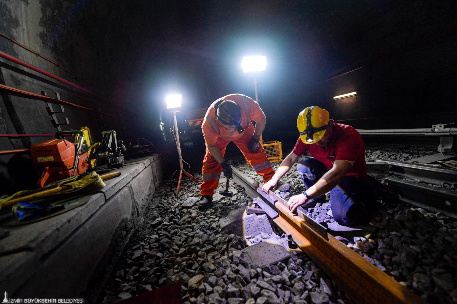İzmir Metrosu’nda büyük bakım