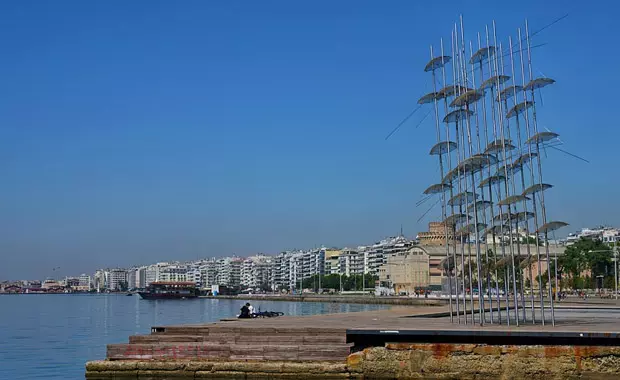 Gidenler İzmir sanıyor: Hem tarihi ile hem güzelliğiyle büyülüyor