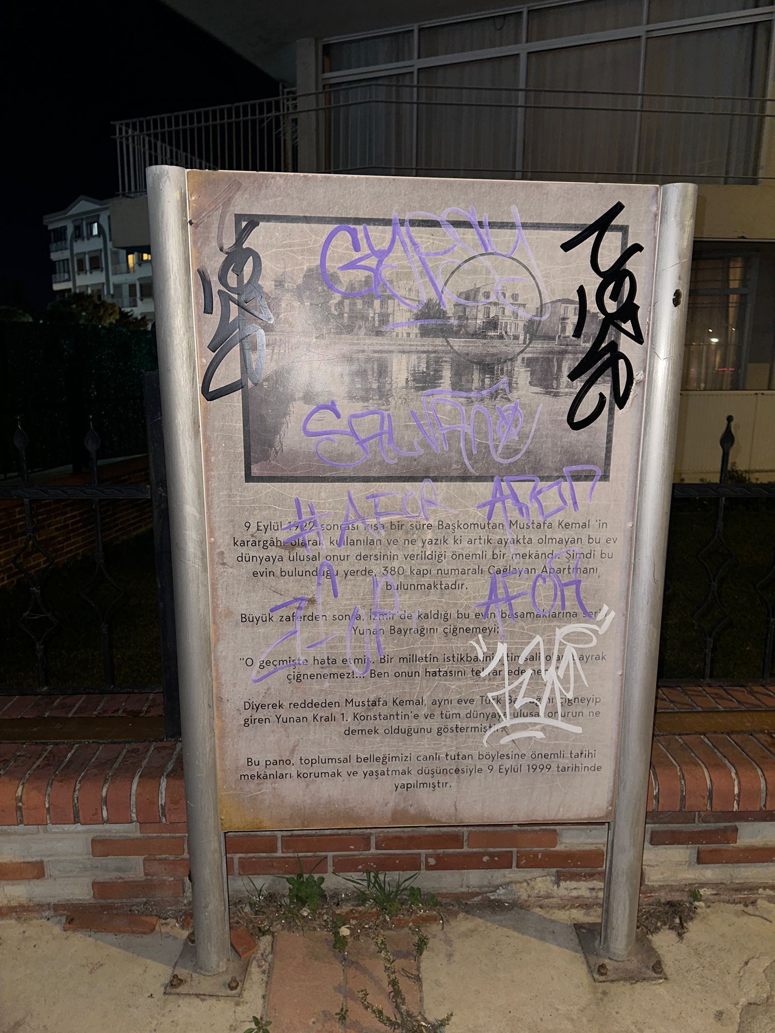 880164A7 843A 4196 954C Eef3F3416970