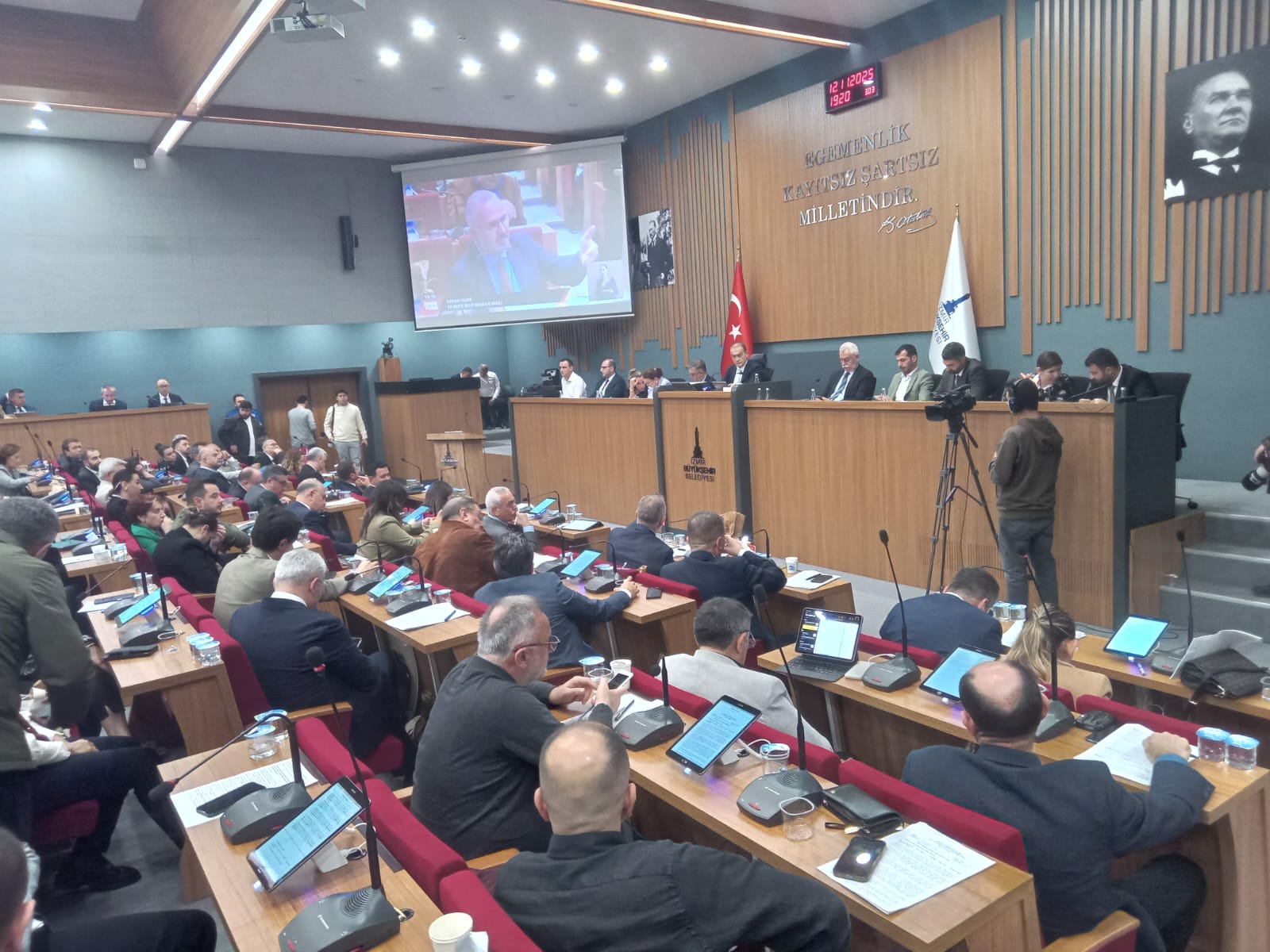 Antalya’nın Zarar Eden Deniz Otobüsleri İzmir’e Geliyor!-1