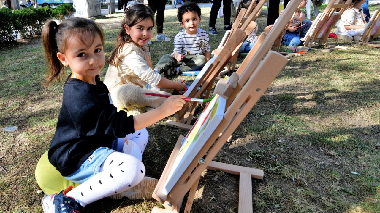 Bornova Belediyesi’nden Çocuk Hakları Için Atölyeler, Yürüyüş Ve Paneller (4)