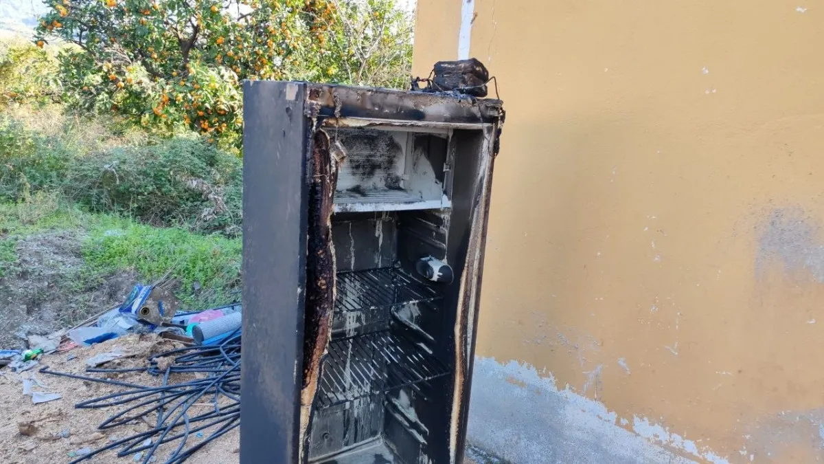 Buzdolabından Çıkan Yangın, Bir Evi Kül Etti (2)