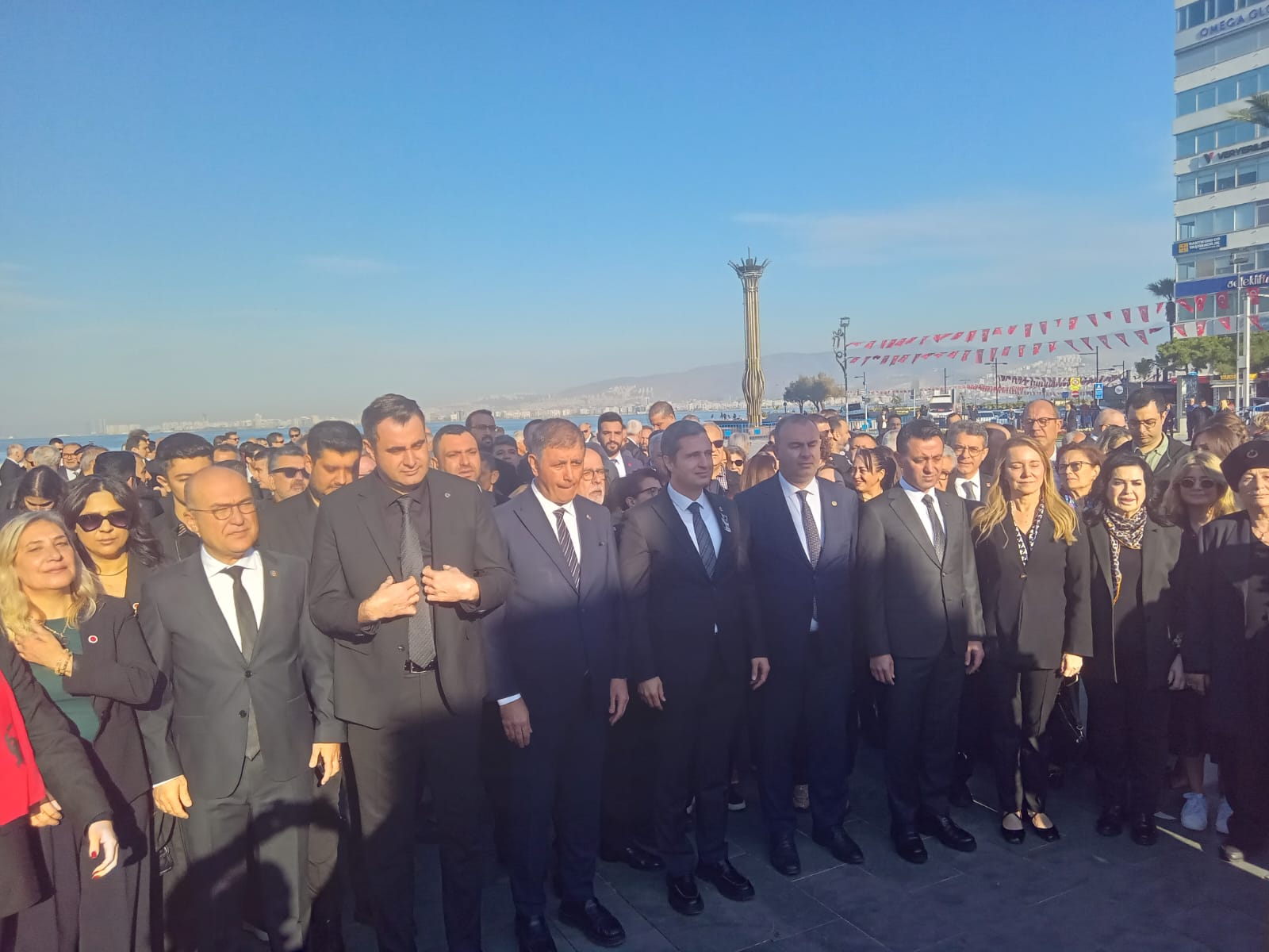 Chp İzmir’den 10 Kasım Bakan Tekin’e Tepki Atatürk’ü Eğitim Sisteminden Uzaklaştırma Çabası Kabul Edilemez! (2)