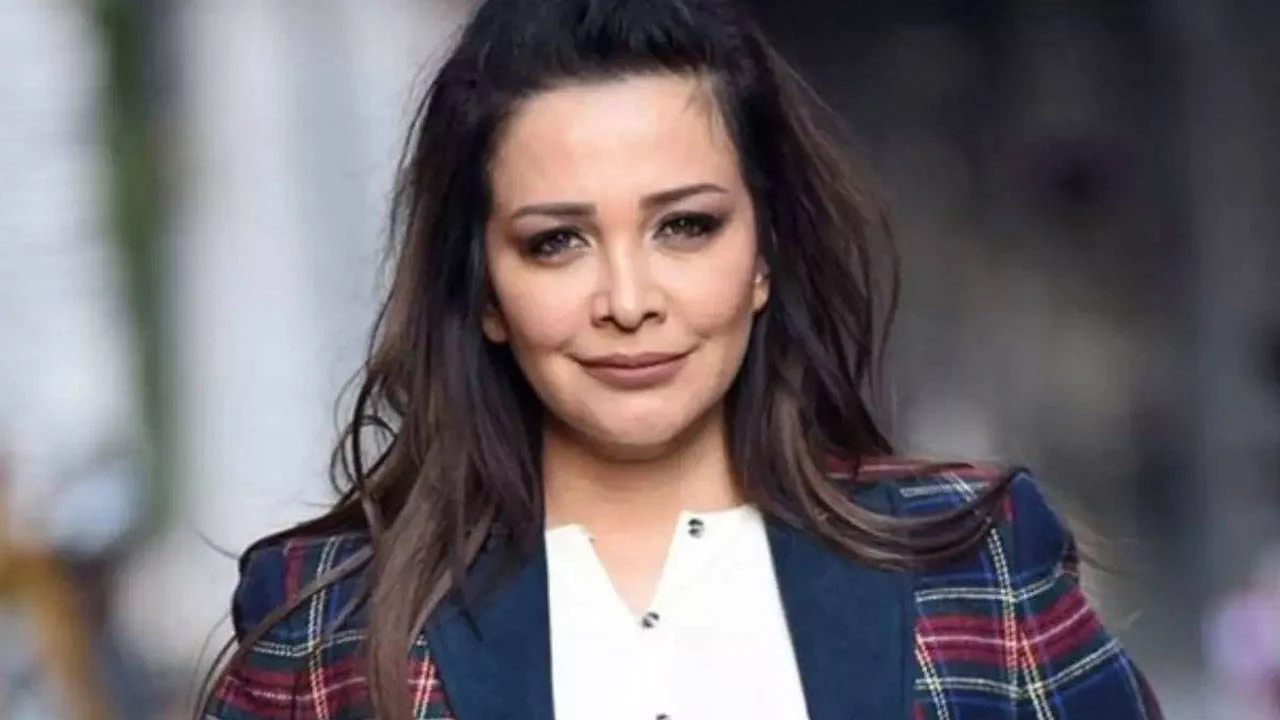 Evrim Akın Iddialara Ağlayarak Yanıt Verdi İyilikten Başka Ne Yaptım (1)