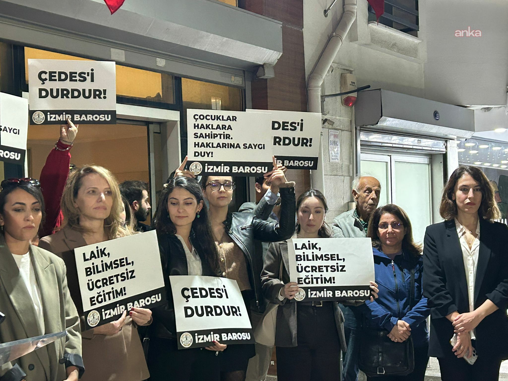 İzmir Barosu'ndan Çağrı Çocuk Hakları Için Gereken Önlemler Alınmalı (1)