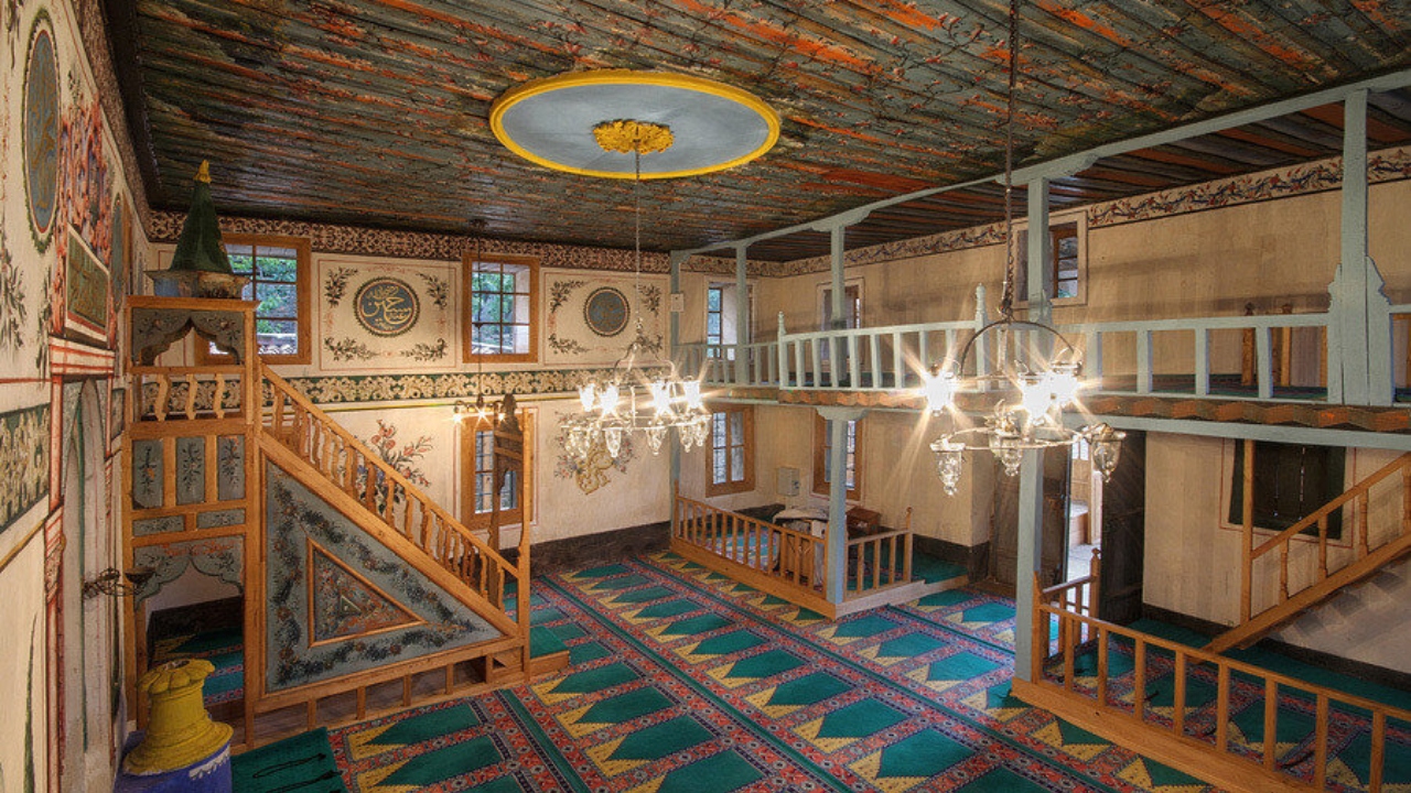 İzmir’de Bulunan Resimli Cami Kılcızade Mehmet Ağa Camisi’ne Nasıl Gidilir (6)