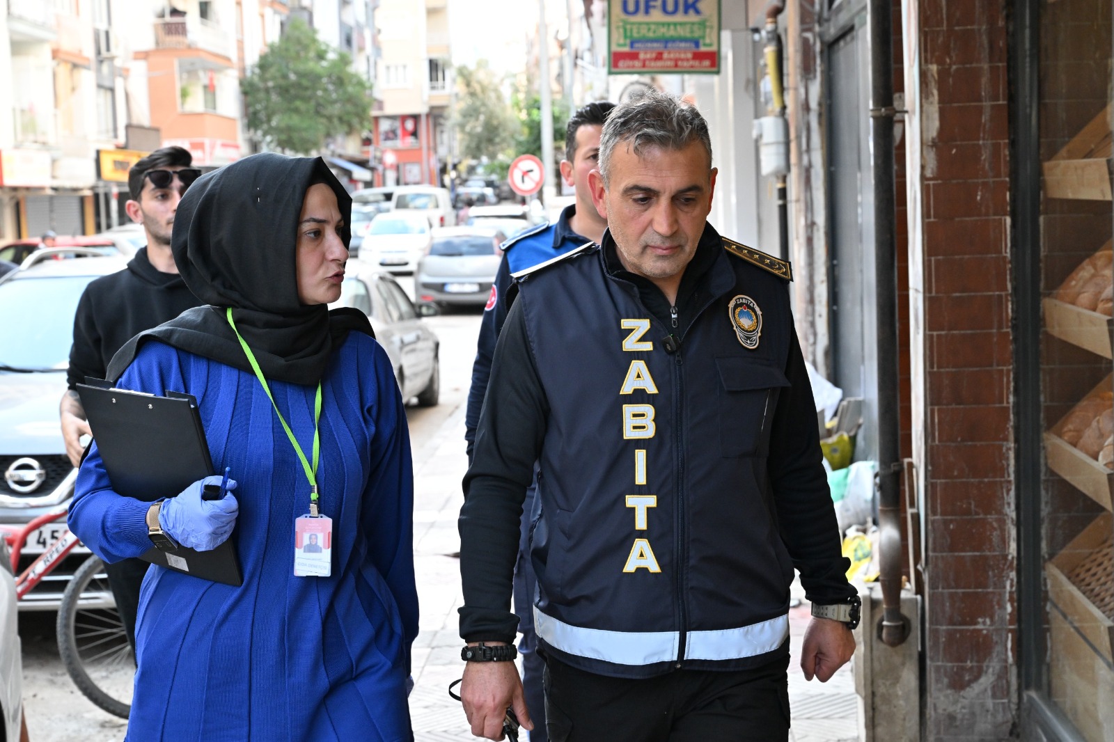 Manisa’da hijyen kurallarına uymayan işletmeye mühür vuruldu-2