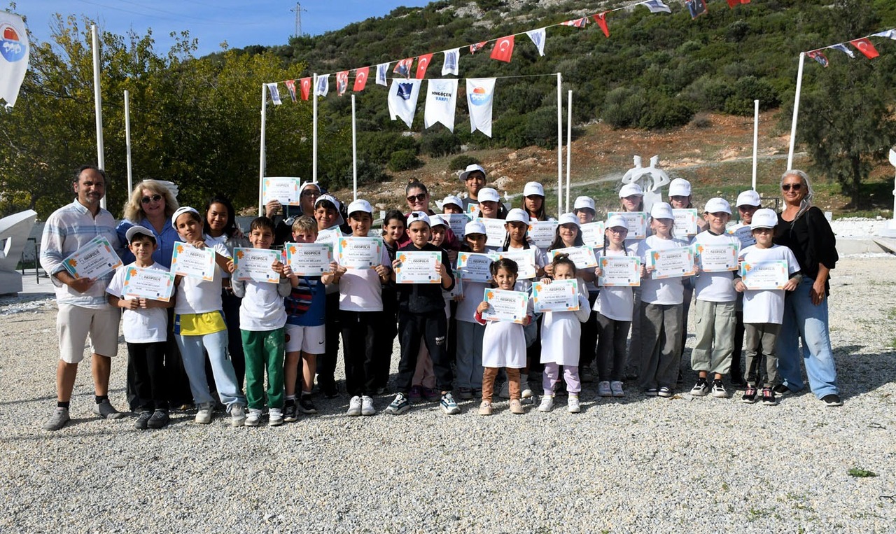 Neopolis Heykel Sempozyumu’nda Minik Sanatçılar Sahneye Çıktı (1)