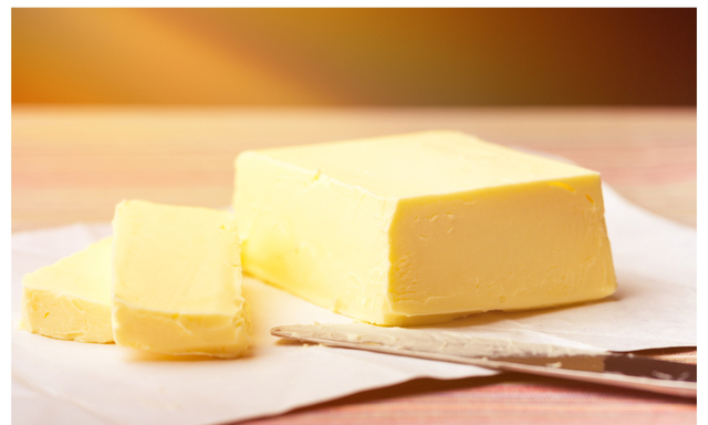 Sakız Çiğnemek, Tren Istasyonunda Öpüşmek Ya Da Dar Pantolon Giymek… Ülkelerin En Tuhaf Yasakları (5)