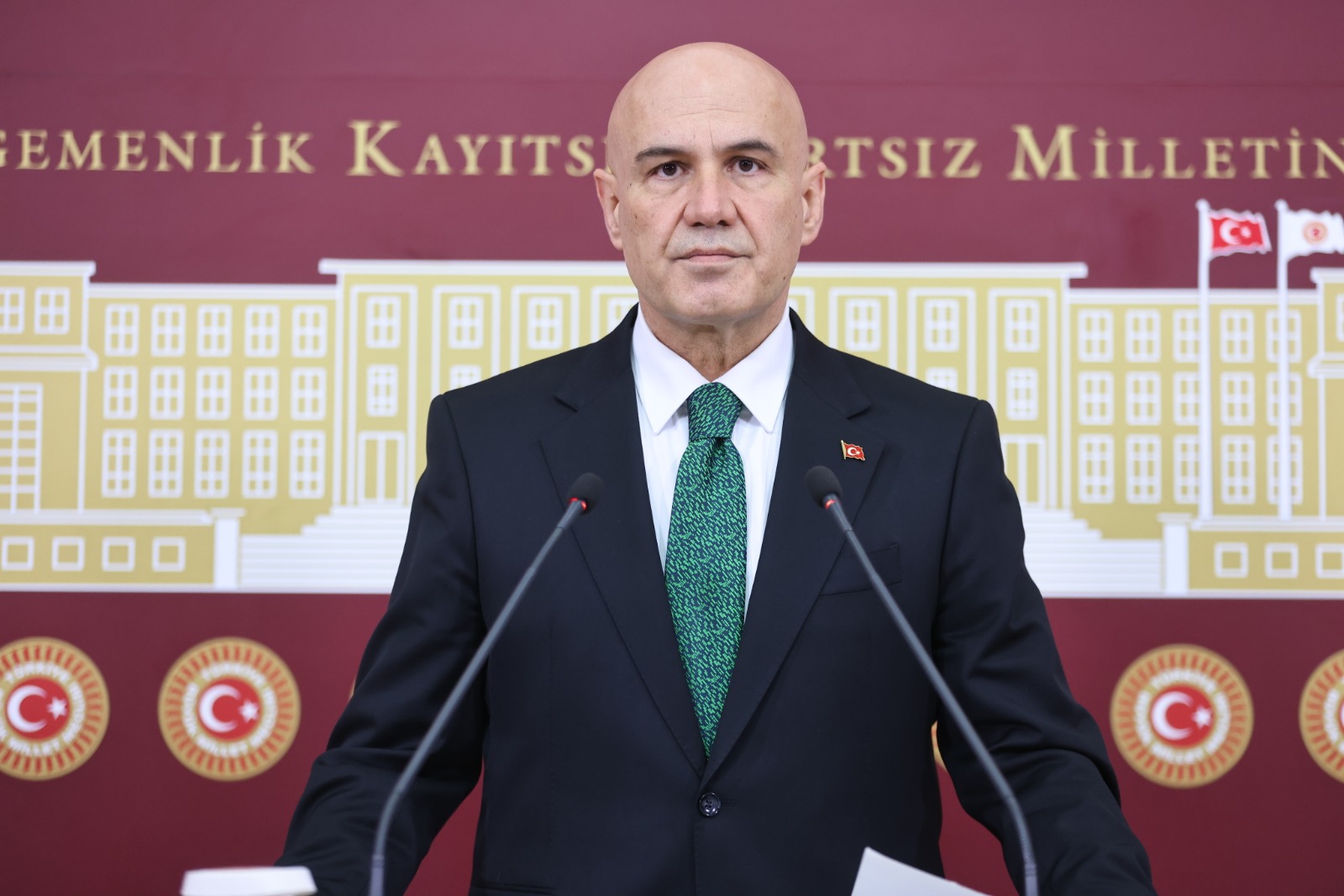 İyi Parti’li Çömez’den Yunan Bakan’a mektup: İnsan onuruyla bağdaşmaz!