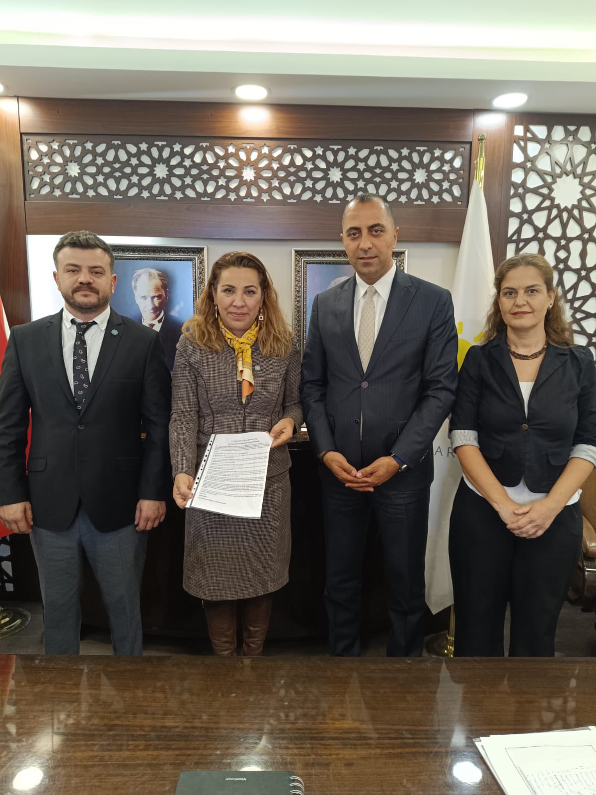 Uzundere Mağdurları Isyanda İyi̇ Parti’li Doğan Bu Destekle Kimse Ayakta Duramaz (1)