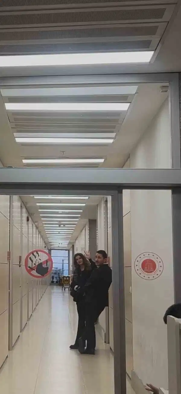 43Db4A19 19Fa 4626 B50F 8914A7A0D238