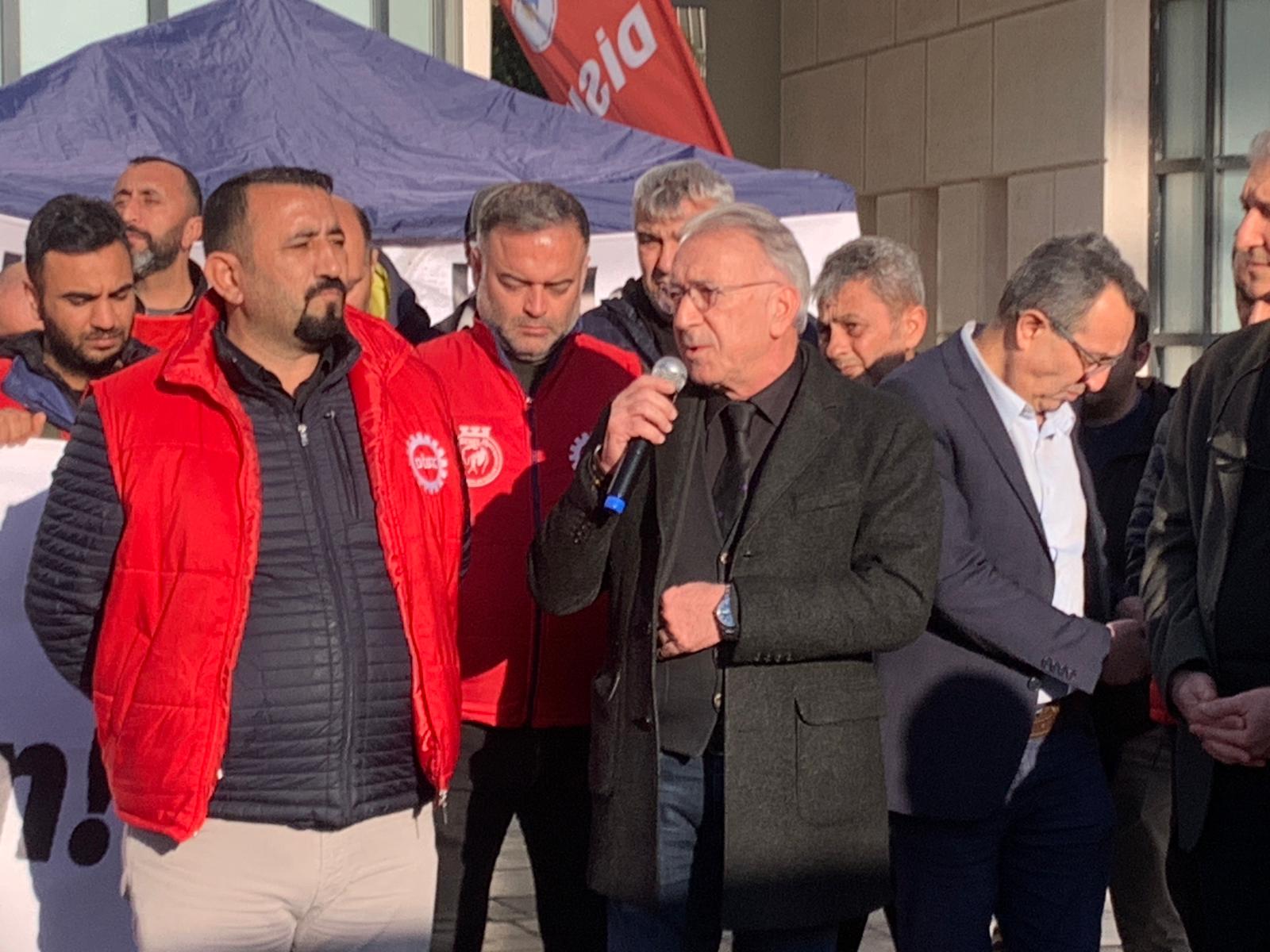 Emek bileşenlerinden DİSK çadırına dayanışma ziyareti: Bu ucube havuz sisteminden derhal vazgeçin!