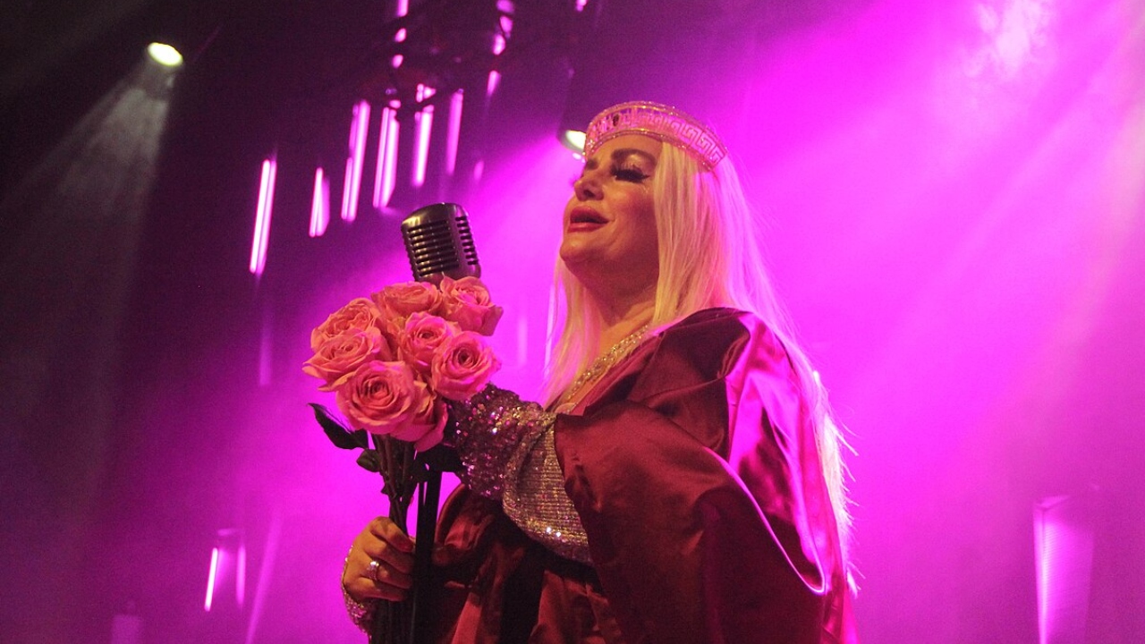 Banu Alkan Kimdir, Kaç Yaşında, Nereli Afrodit Banu Alkan'ın Hayatı Ve Biyografisi! (1)