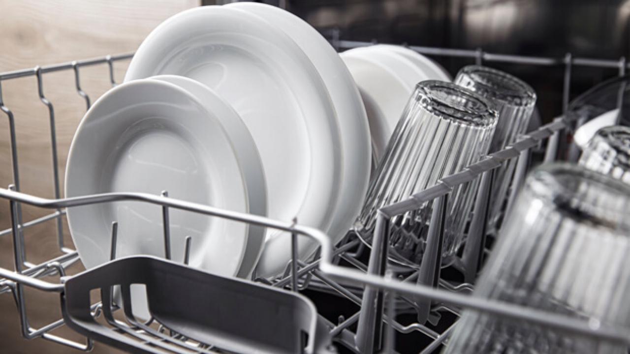 Bulaşıklar Makineden Kirli Çıkıyorsa Sebebi Bu Olabilir İşte Maksimum Verim Için Yapmanız Gerekenler! (2)