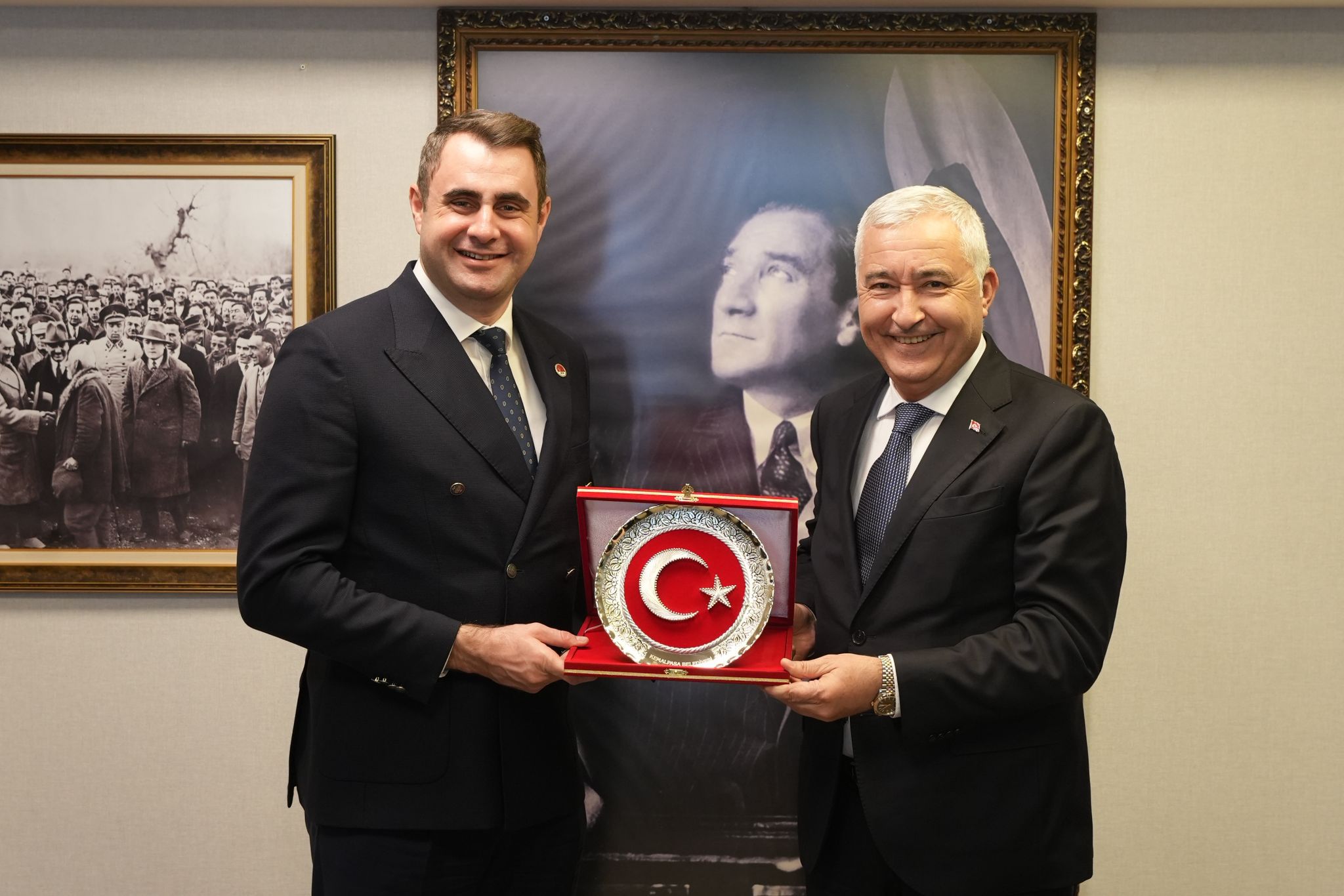 Cezalandırılan Belediye Başkanlarımız Değil, Halk!Ü