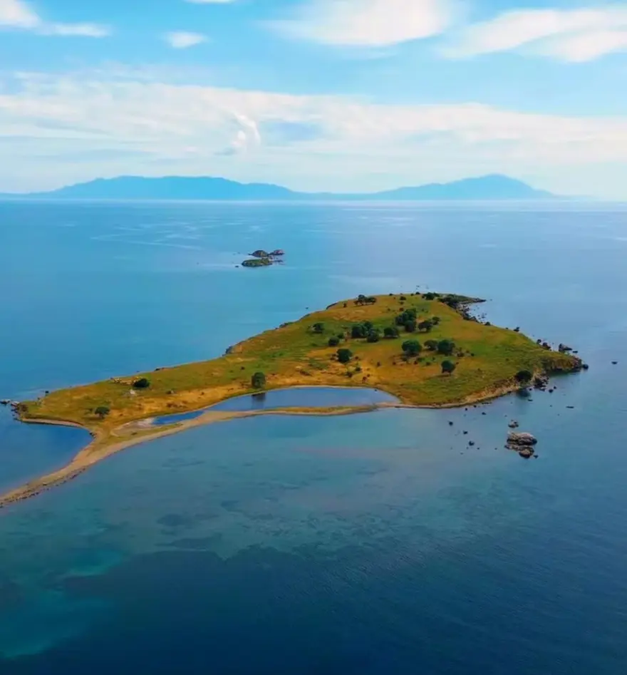 Maldivlere gitmeye gerek yok: İşte İzmir’in doğa harikası adaları
